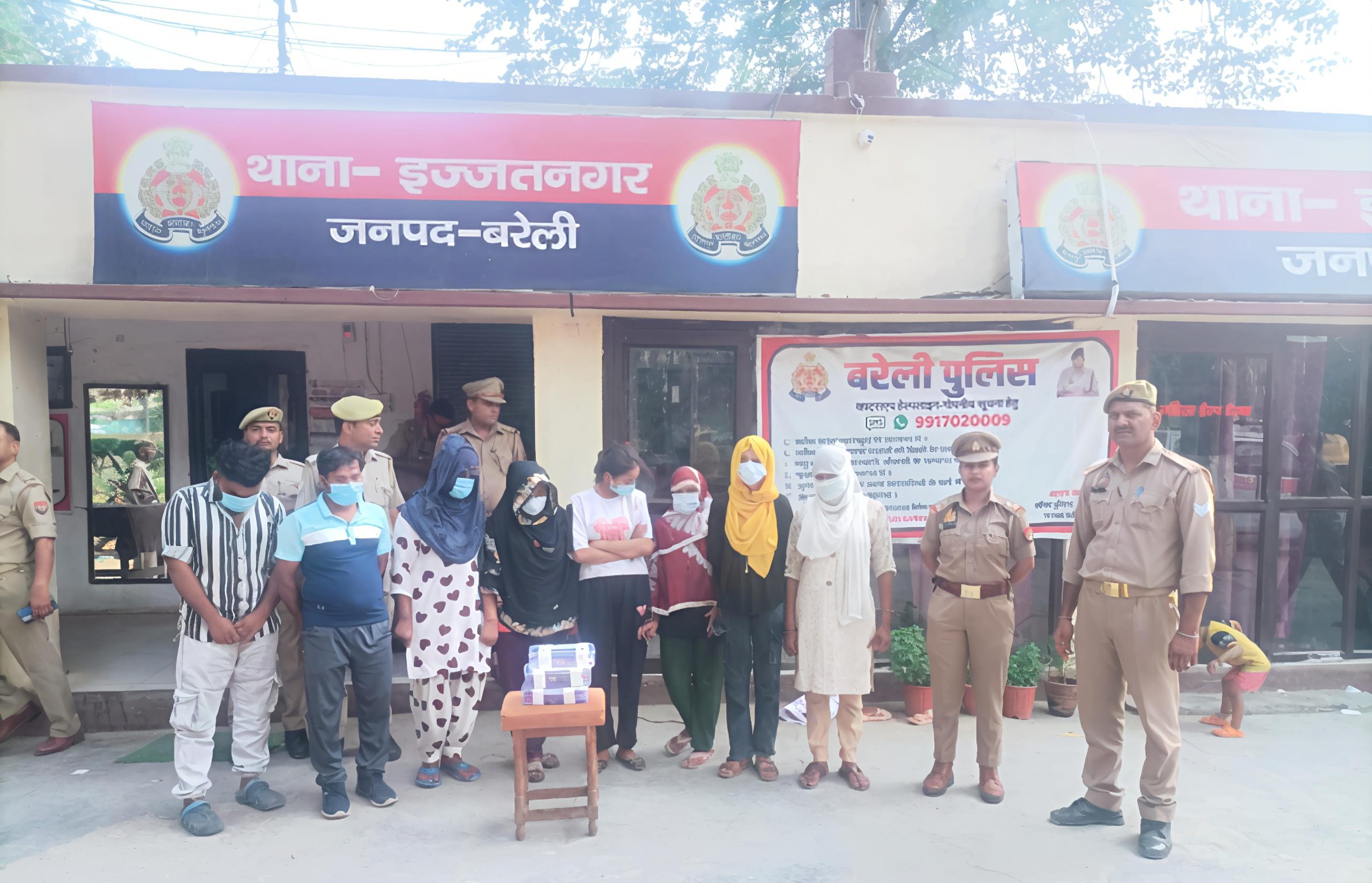 Bareilly: किराए के मकान में चल रहा था देह व्यापार, 6 महिलाएं 2 पुरुष गिरफ्तार