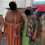 Meerut: खरीदारी करने के बहाने कपड़े की दुकान में चोरी, दो महिलाएं गिरफ्तार