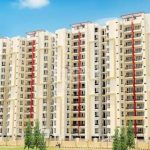 सनब्रिज-1 अपार्टमेंट में इलेक्ट्रीशियन और प्लंबर से गाली गलौज कर भगाया
