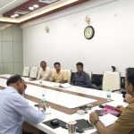 Sitapur: बाढ़ आपदा से निपटने की तैयारियों पर हुई वीडियो कांफ्रेंसिंग