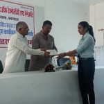 Prayagraj: यूपी सरकार की टैबलेट वितरण योजना मेधावी विद्यार्थियों को तकनीकी शिक्षा में सहायक होगी: नीरज