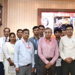 Lucknow: पूर्वोत्तर रेलवे में सम्मानित किए गये 14 रेल कर्मचारी