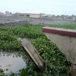Maharajganj: पहली बारिश में गिर गयी निर्माणाधीन मंडी की बाउंड्री, गुणवत्ता पर उठे सवाल