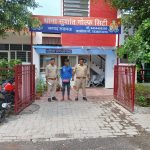 Lucknow: घर के अंदर से मोबाइल चुराने वाला शातिर चोर गिरफ्तार