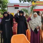 Jaunpur: स्कूल बंद करने की सूचना पर अभिवावकों ने किया प्रदर्शन
