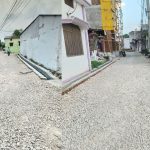 Maharajganj: सड़क पर गिट्टी डाल भूल गया नगर पालिका प्रशासन, मोहल्लेवासियों को झेलनी पड़ती है दुश्वारियां