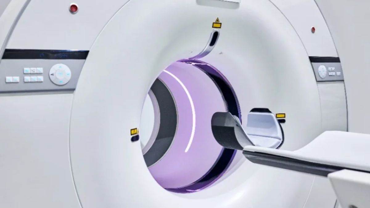 न्यूयॉर्क: एमआरआई मशीन में धातु की चेन फंसने से दर्दनाक मौत, सुरक्षा नियमों पर फिर उठे सवाल