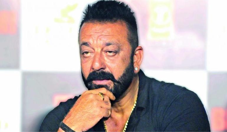 बर्थडे स्पेशल: जब संजय दत्त की फैन ने 72 करोड़ की प्रॉपर्टी उनके नाम कर दी...