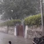 मुरादाबाद में मूसलाधार बारिश, गर्मी से राहत, किसानों के चेहरे खिले
