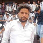 Meerut: आईआईएमटी विश्वविद्यालय में सैकड़ों छात्र यूनिवर्सिटी प्रशासन के खिलाफ धरने पर बैठे