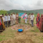 Jhansi: सेमरी कछियान में 15 हेक्टेयर भूमि पर हुआ भव्य पौधारोपण, वन महोत्सव में हरिशंकरी से लेकर नीम-जामुन तक लगे सैकड़ों पौधे