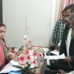 प्रयागराज: नवागंतुक एसडीएम आकांक्षा सिंह ने की जनसुनवाई 