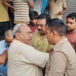 अमरोहा: जीएसटी अधिकारियों और व्यापारियों के बीच झड़प, वीडियो वायरल