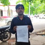 जालौन में दरोगा ने दिव्यांग युवक से ली 15 हजार रुपये की रिश्वत!, फिर भी गाड़ी का किया चालान