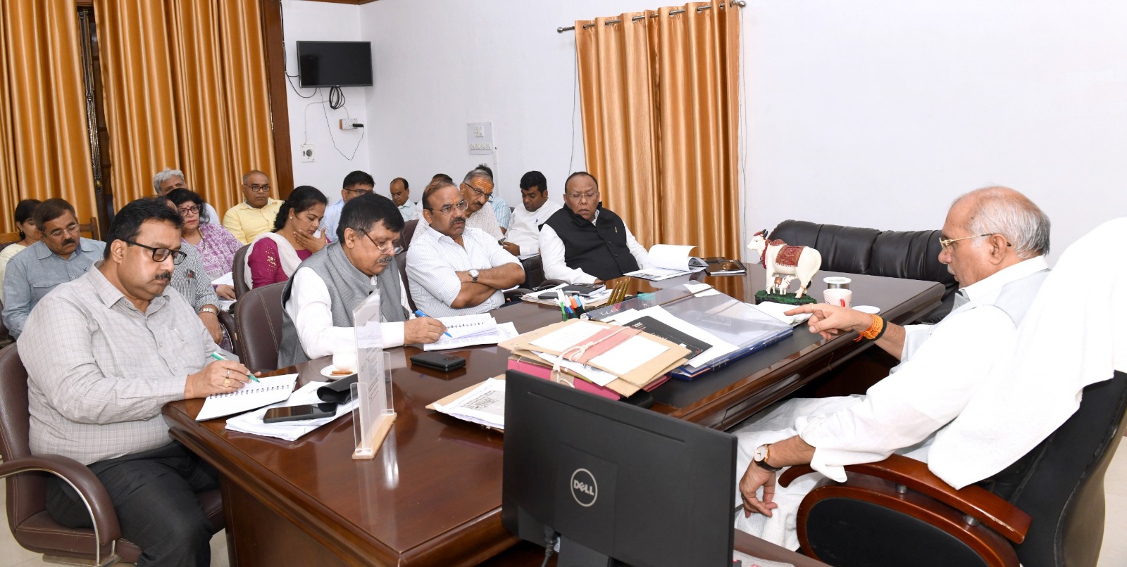 लखनऊ: पशुओं को संक्रामक रोगों से बचाव हेतु चलेगा विशेष टीकाकरण अभियान, रखी 15 दिनों की समय सीमा