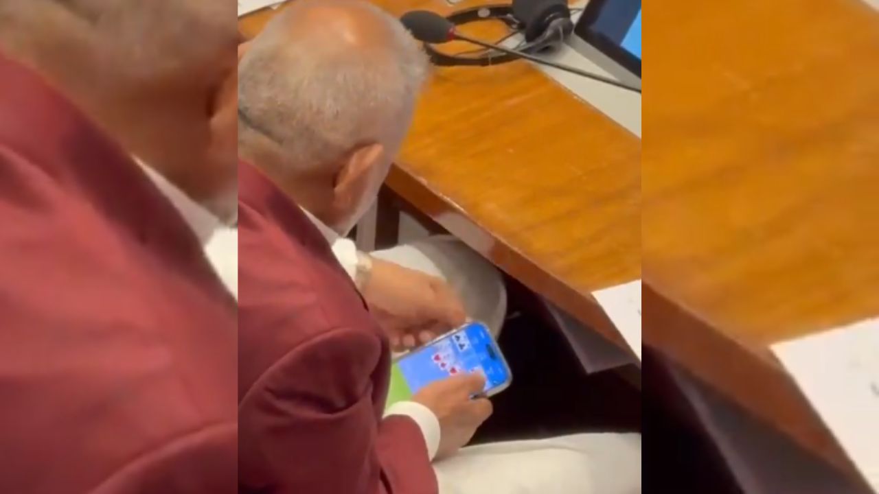 महाराष्ट्र के कृषि मंत्री माणिकराव कोकाटे का रमी खेलते वीडियो वायरल, विपक्ष ने की इस्तीफे की मांग