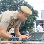 Meerut: जल, थल और नभ से हो रही कांवड़ यात्रा की निगरानी, पल-पल की गतिविधियों पर रखी जा रही नजर