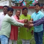 Basti: अस्पताल परिसर में भाजपाइयों ने किया पौधरोपण