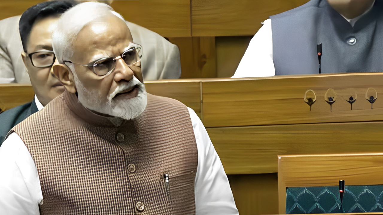 लोकसभा में बोले पीएम मोदी: ऑपरेशन सिंदूर पर दुनिया ने भारत को नहीं रोका, पाकिस्तान को दी चेतावनी...
